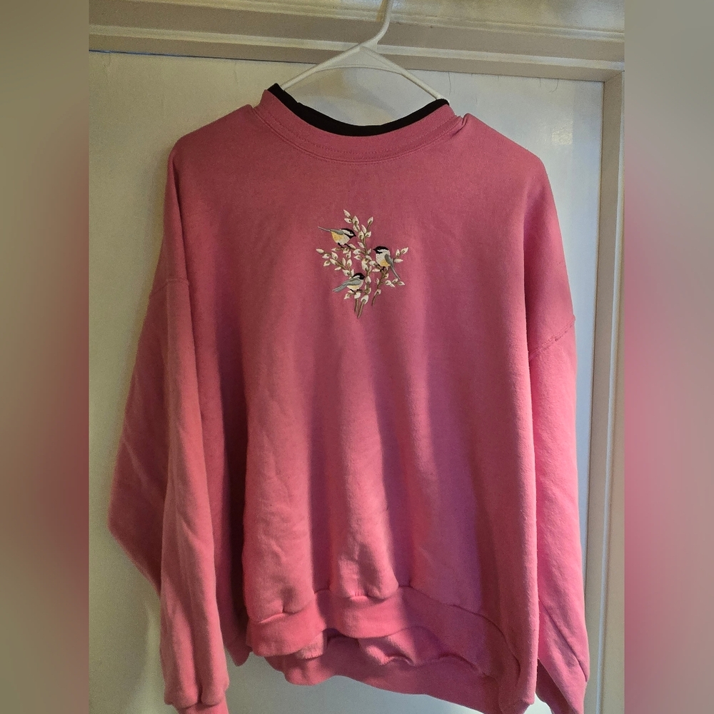 Vintage Pink Sweatshirt with Floral Embroidery